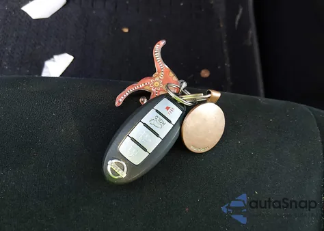 2014 Nissan Pathfinder Platinum/S/Sl/Sv z USA, uszkodzony, nr VIN 5N1AR2MM7EC660248